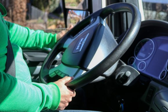 Should truck drivers pay attention to eco-friendly driving?