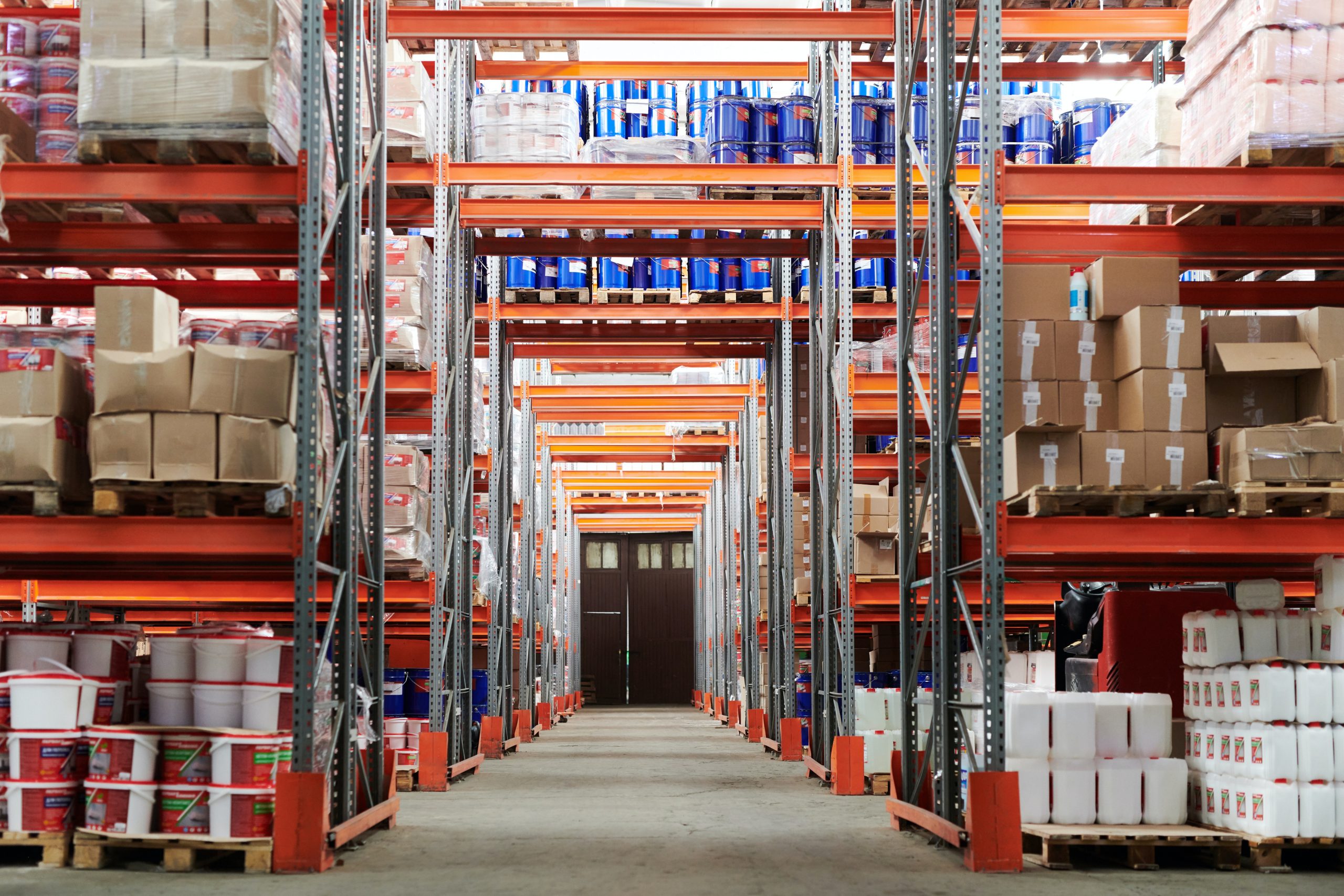 How to keep warehouses clean?