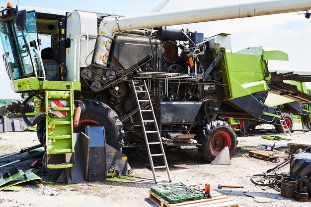 Revolutionizing Harvest Efficiency with Cutting-Edge Farm Tools
